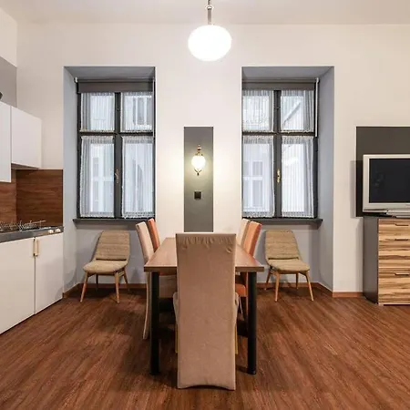 Ecostay O Street
